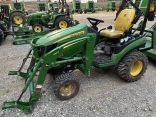 2022 John Deere 1025R