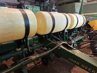 1987 John Deere 7200