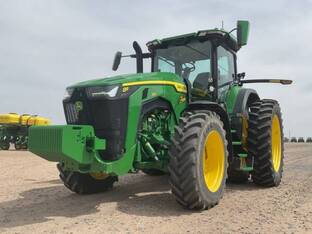 2024 John Deere 8R 250