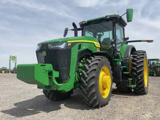 2024 John Deere 8R 250