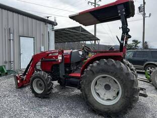 2017 Massey-Ferguson 2705E