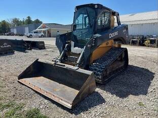 2016 John Deere 333G