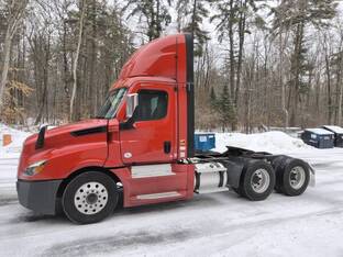 2022 Freightliner CASCADIA 126