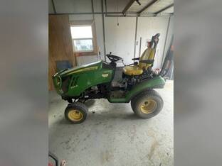 2017 John Deere 1025R