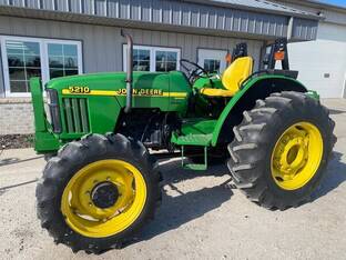 1999 John Deere 5210