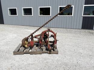 New Holland 451