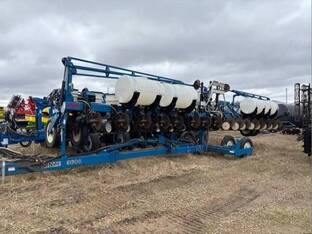 2007 Kinze 3600