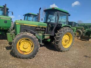 John Deere 2955