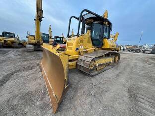 2023 Komatsu D71PX-24