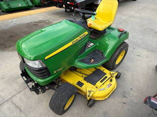 2009 John Deere X740