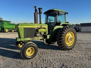 John Deere 4630