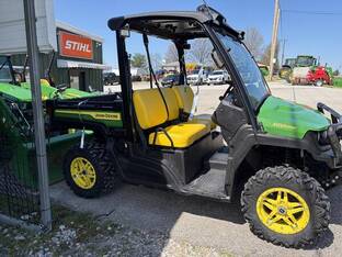 2022 John Deere GATOR XUV 835M