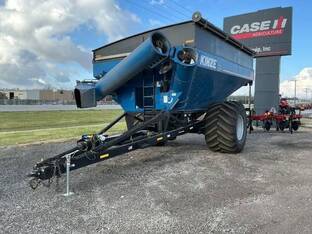 2023 Kinze 1051