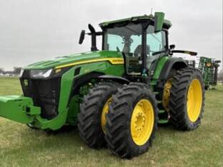 2025 John Deere 8R 340