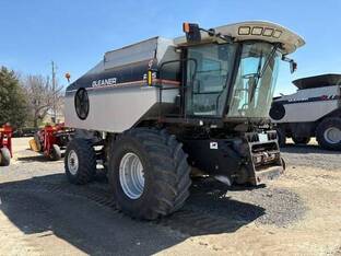 2004 Gleaner R75