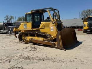 2018 Komatsu D65EX-18