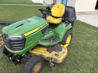 2021 John Deere X750