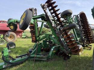 2015 John Deere 2623VT