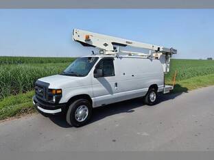 2013 Versalift VAN TEL29N01