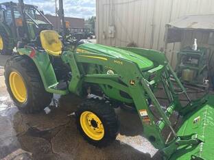 2022 John Deere 3032E