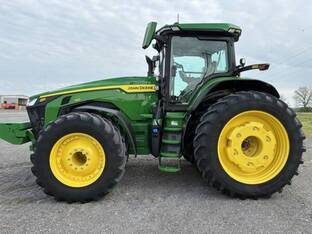 2023 John Deere 8R 410