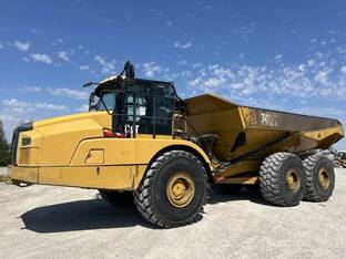 2017 Caterpillar 745