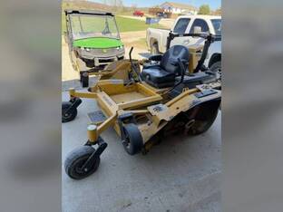 2020 Hustler Super 104