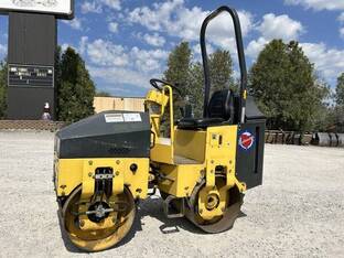 2001 BOMAG BW900