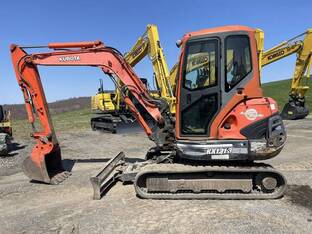 2005 Kubota KX121-3