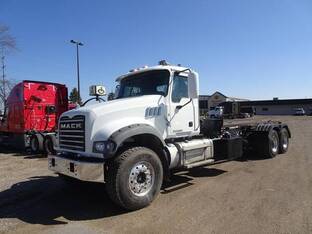 2015 Mack GRANITE GU713