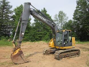 2013 John Deere 135G