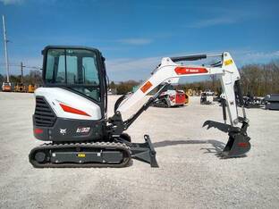 2023 Bobcat E32i
