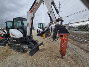 2023 Bobcat E32I