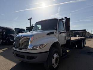 2014 International DURASTAR 4400