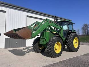 John Deere 4250