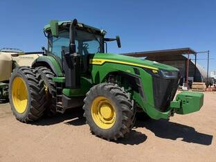 2021 John Deere 8R 230