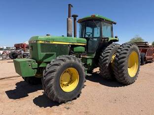 1989 John Deere 4955