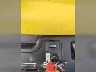 2018 John Deere Z335E