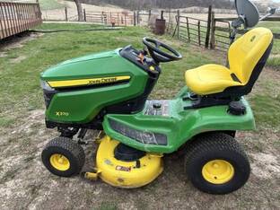 2022 John Deere X370