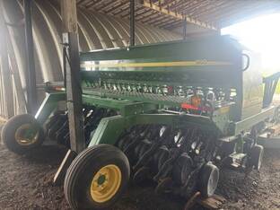 2013 John Deere 1590