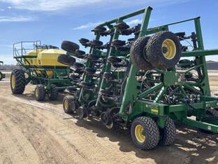 2011 John Deere 1895