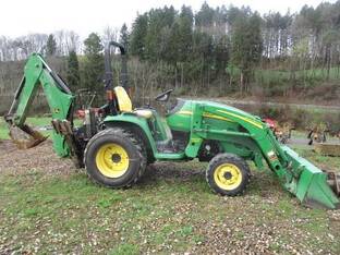 John Deere 3720