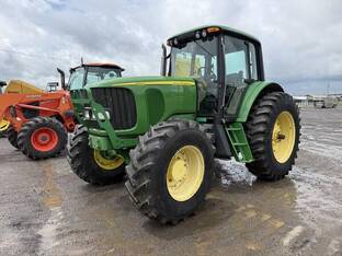 2005 John Deere 7220