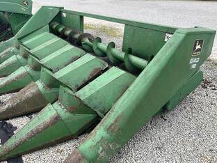 John Deere 643