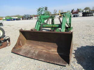 John Deere 720