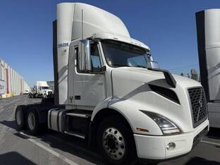 2020 Volvo VNR64T300