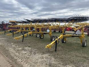 2026 New Holland PC1022