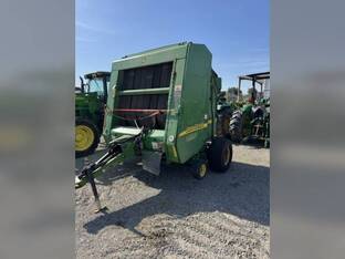 2004 John Deere 567