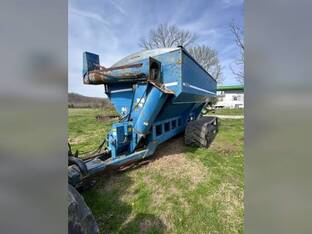 1994 Kinze 840