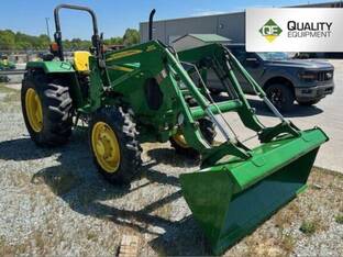 2013 John Deere 5065E